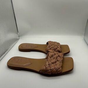 Marc Fisher Caspian Slide Sandals in Beige Size 7M